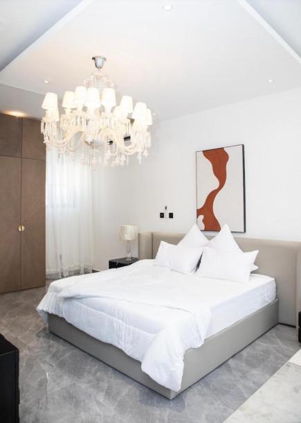 4 bedroom townhouse fully furnished self compound at cantoment-12