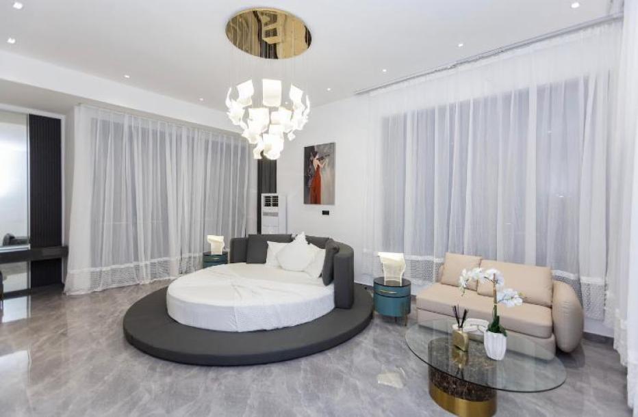 4 bedroom townhouse fully furnished self compound at cantoment-22