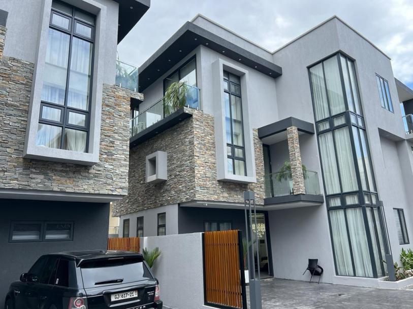 4 bedroom townhouse fully furnished self compound at cantoment-1