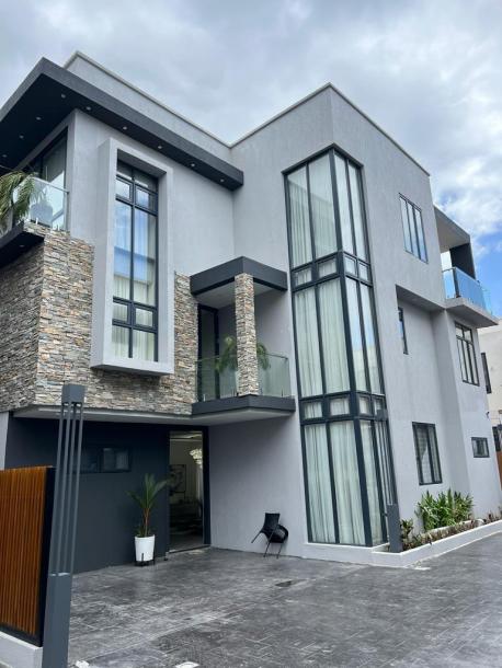 4 bedroom townhouse fully furnished self compound at cantoment-2